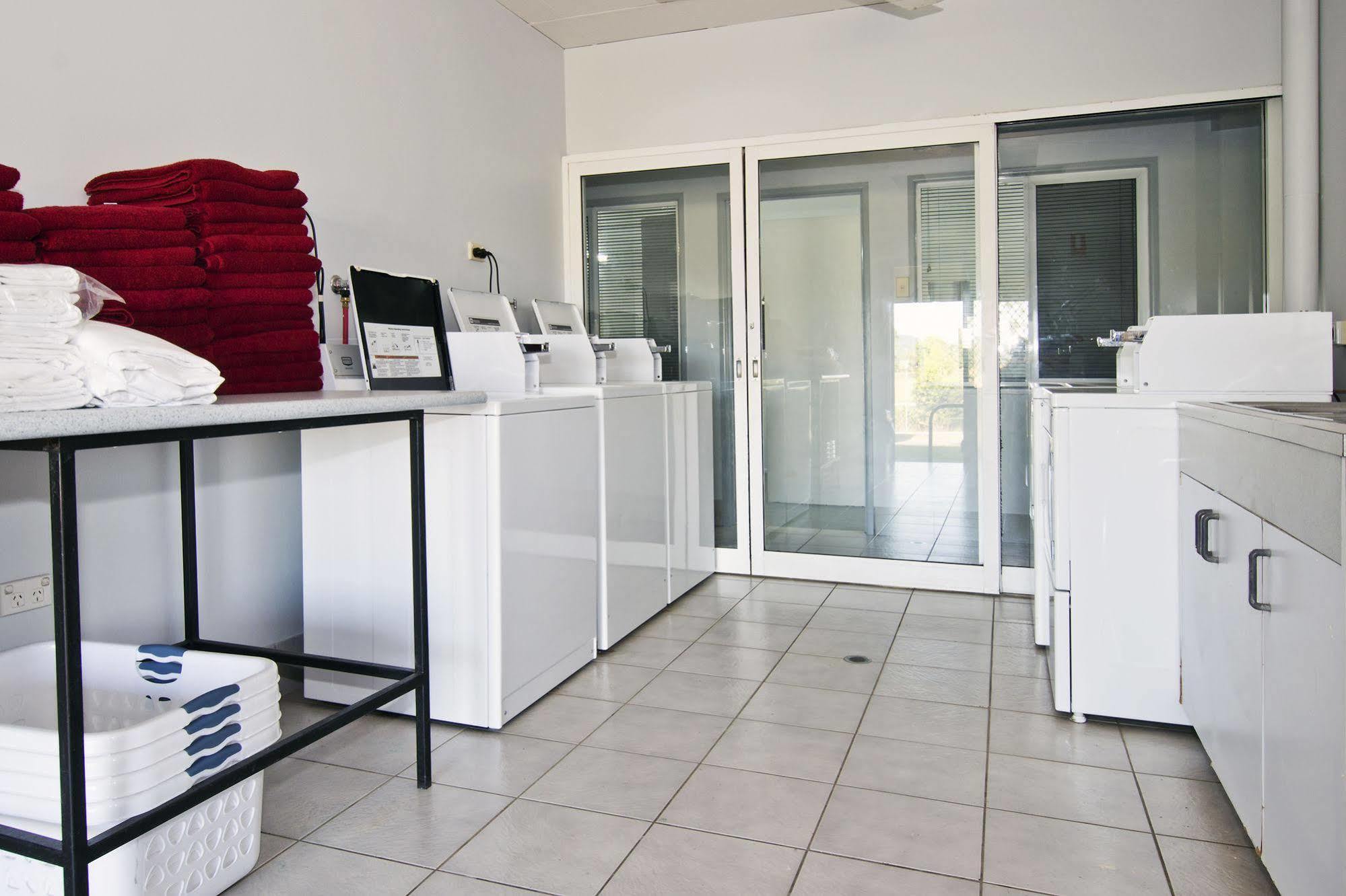 Tropical Lodge Innisfail Εξωτερικό φωτογραφία
